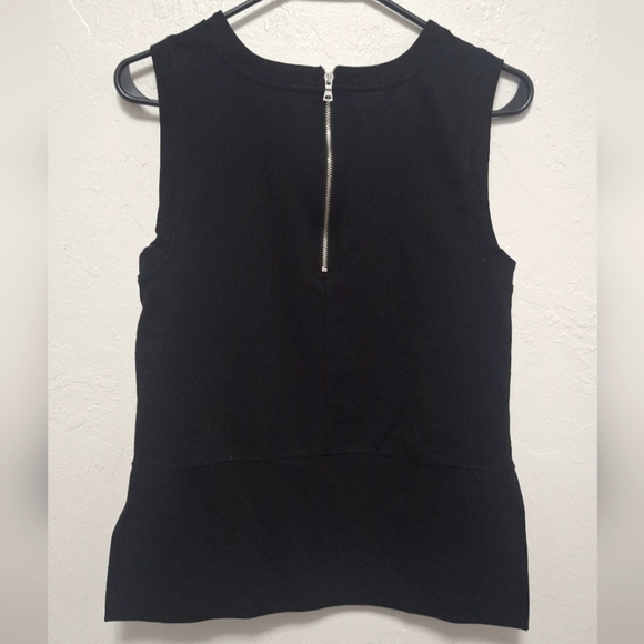 Banana Republic Black Sleeveless 3/4 Zip Back Women's Top Size S - Picture 4 of 9